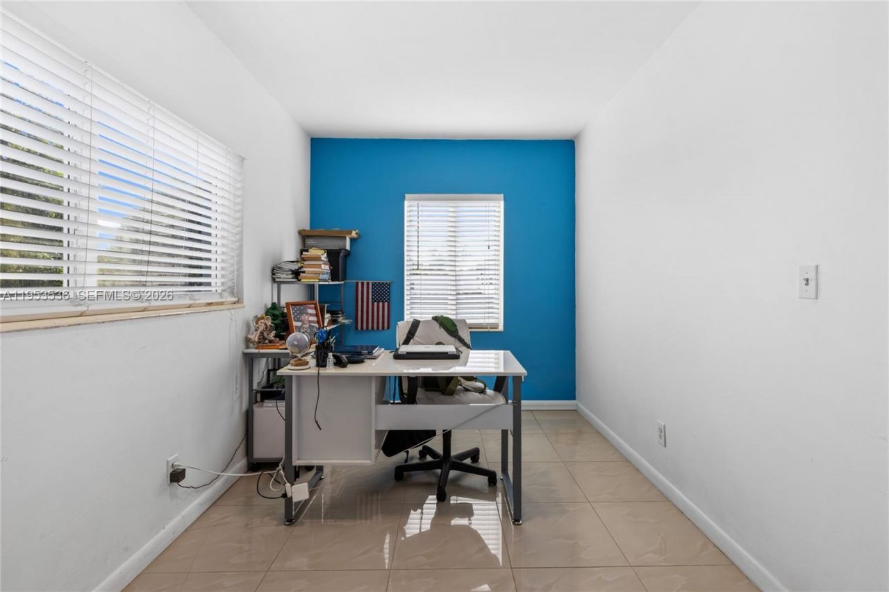 14950 S Biscayne River Dr, Miami, FL 33168 Photo