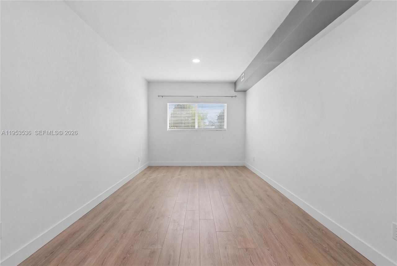 14950 S Biscayne River Dr, Miami, FL 33168 Photo