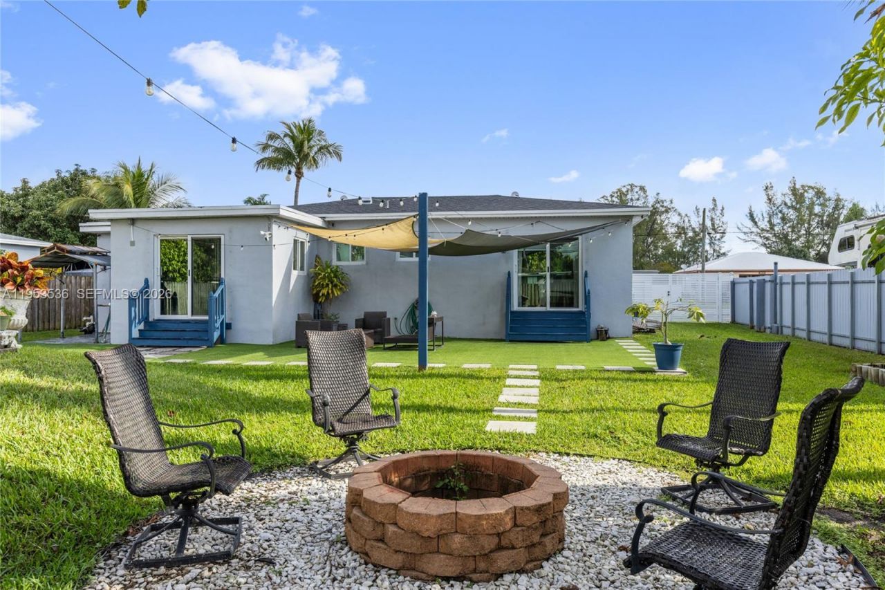 14950 S Biscayne River Dr, Miami, FL 33168 Photo