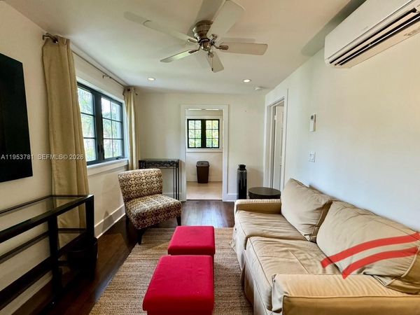 1015 Genoa St, Unit 2, Coral Gables, FL 33134