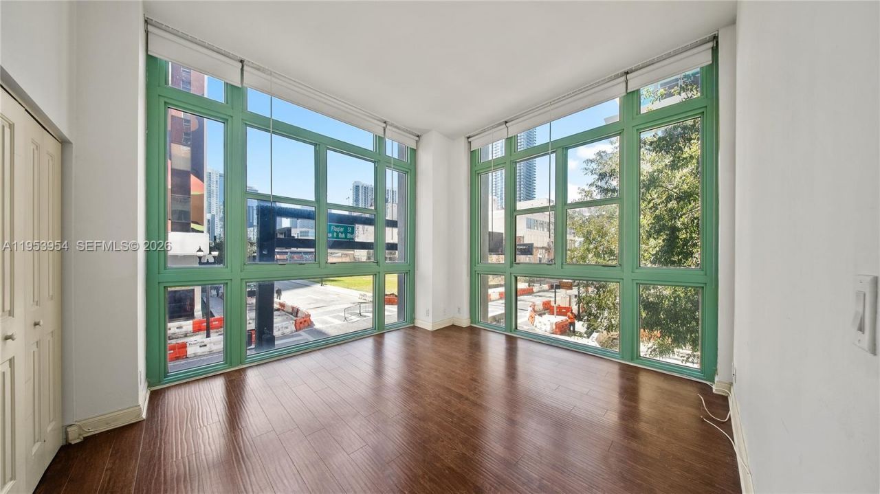 111 E Flagler St, Unit 204, Miami, FL 33131 Photo