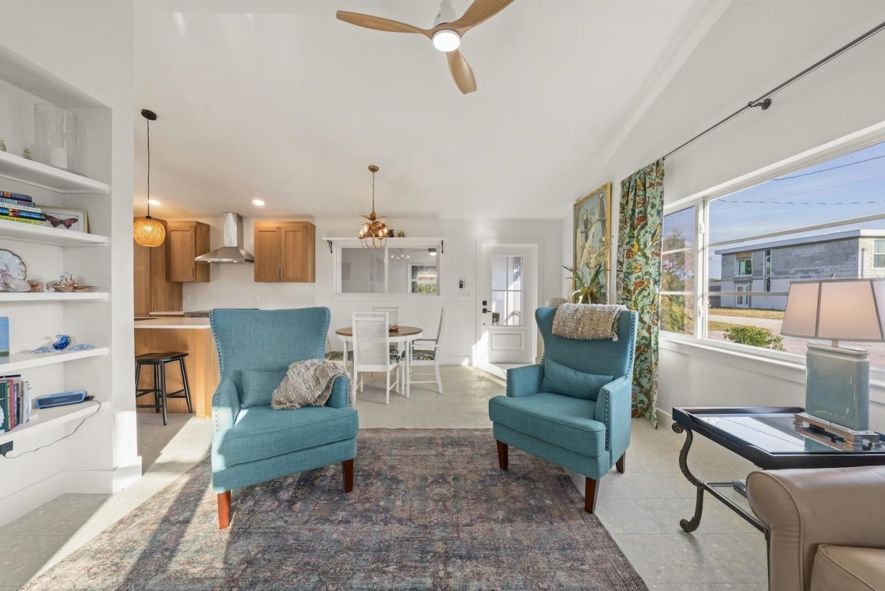 3009 Singing Wind Drive, Sanibel, FL 33957 Photo