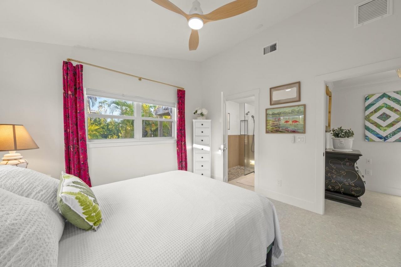 3009 Singing Wind Drive, Sanibel, FL 33957 Photo