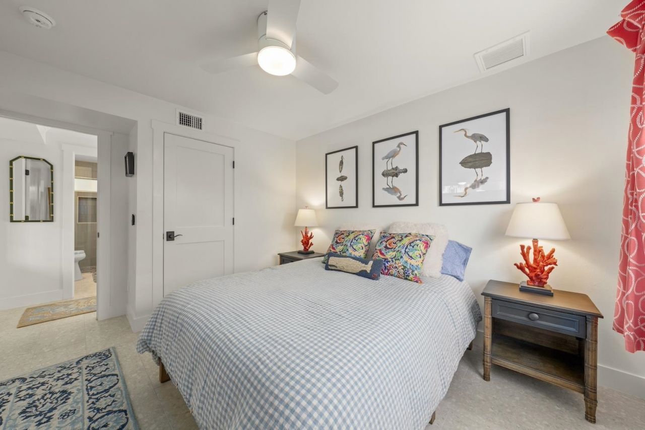 3009 Singing Wind Drive, Sanibel, FL 33957 Photo