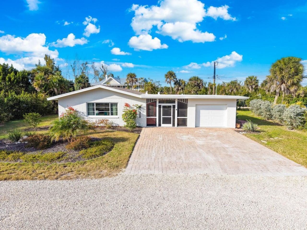 3009 Singing Wind Drive, Sanibel, FL 33957 Photo