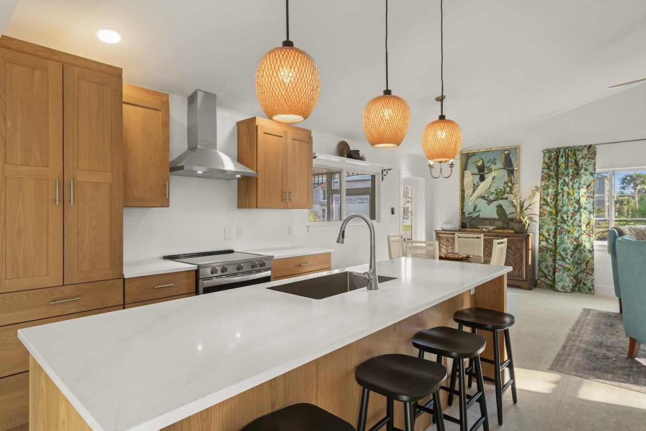 3009 Singing Wind Drive, Sanibel, FL 33957 Photo