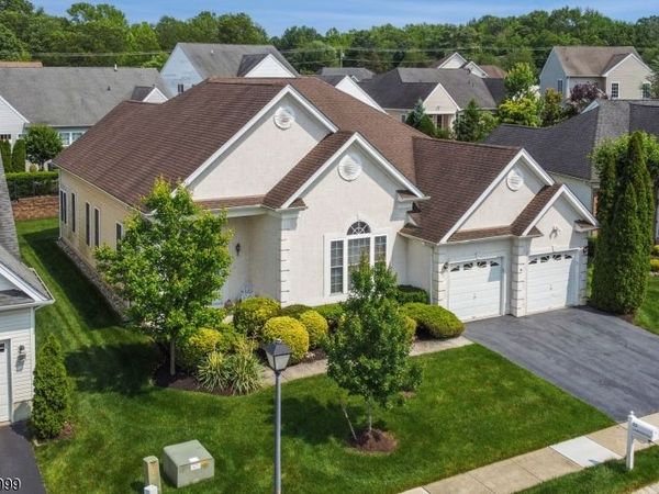 23 Crooked Stick Pl, Monroe, NJ 08831