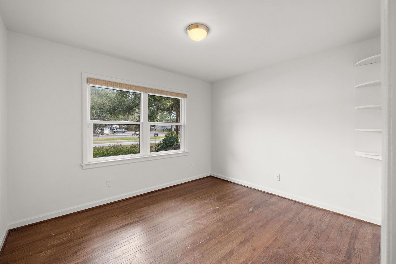 713 Magnolia Road Photo 11