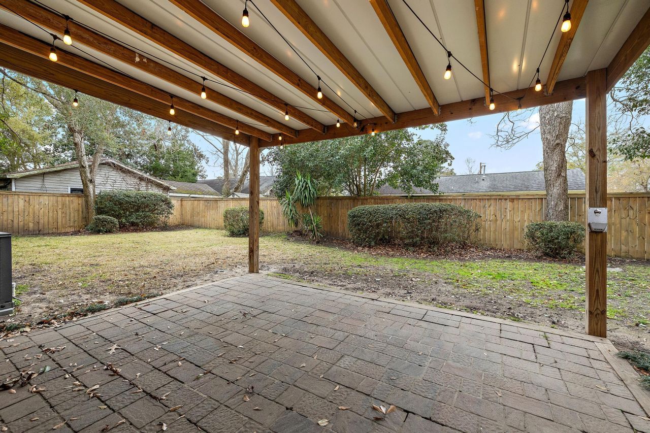 713 Magnolia Road Photo 12