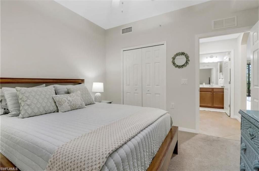 9735 Acqua Ct, Unit 625, Naples, FL 34113 Photo