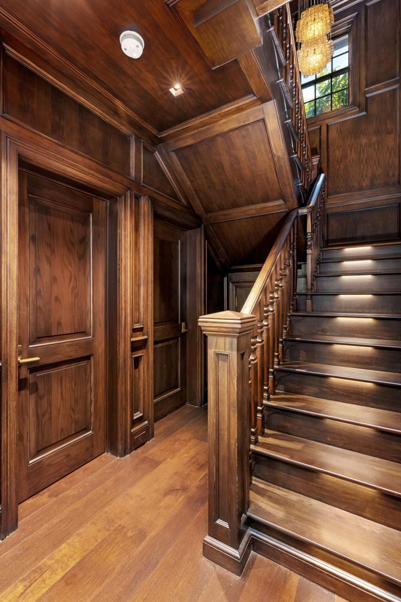 1053 N Lake Way, Palm Beach, FL 33480 Photo