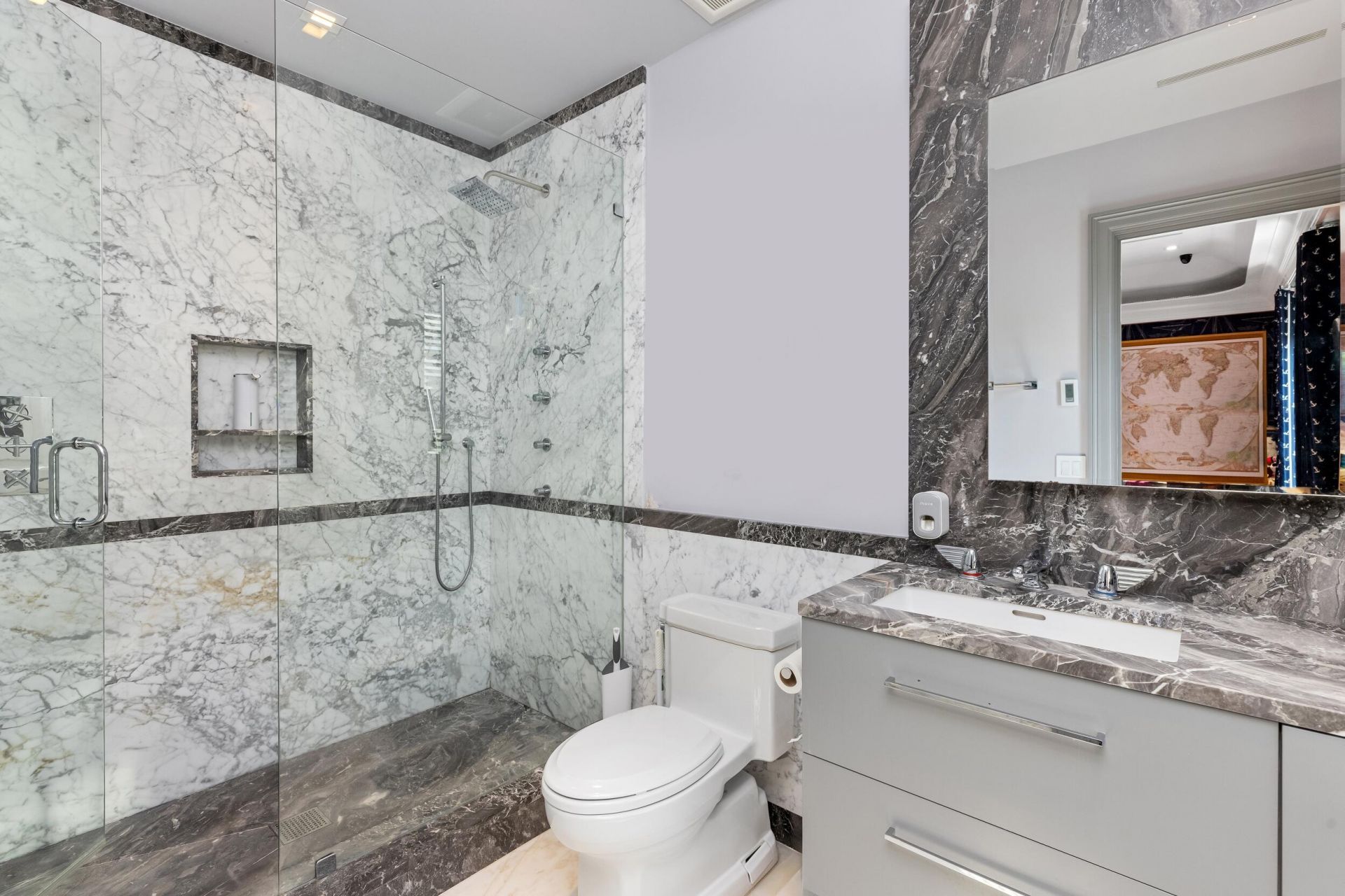 1053 N Lake Way, Palm Beach, FL 33480 Photo