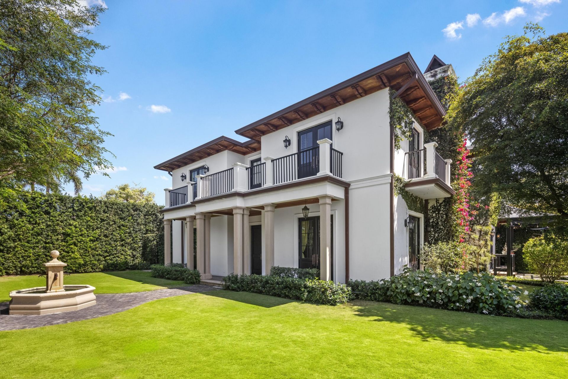 1053 N Lake Way, Palm Beach, FL 33480 Photo