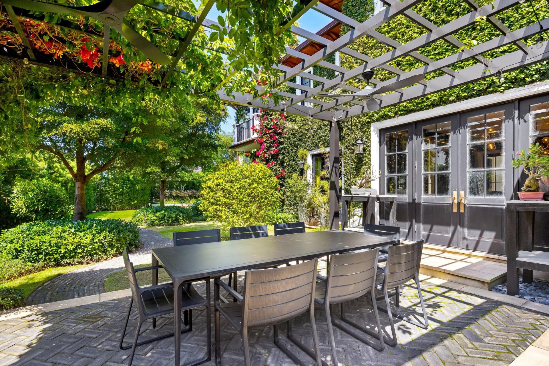 1053 N Lake Way, Palm Beach, FL 33480 Photo