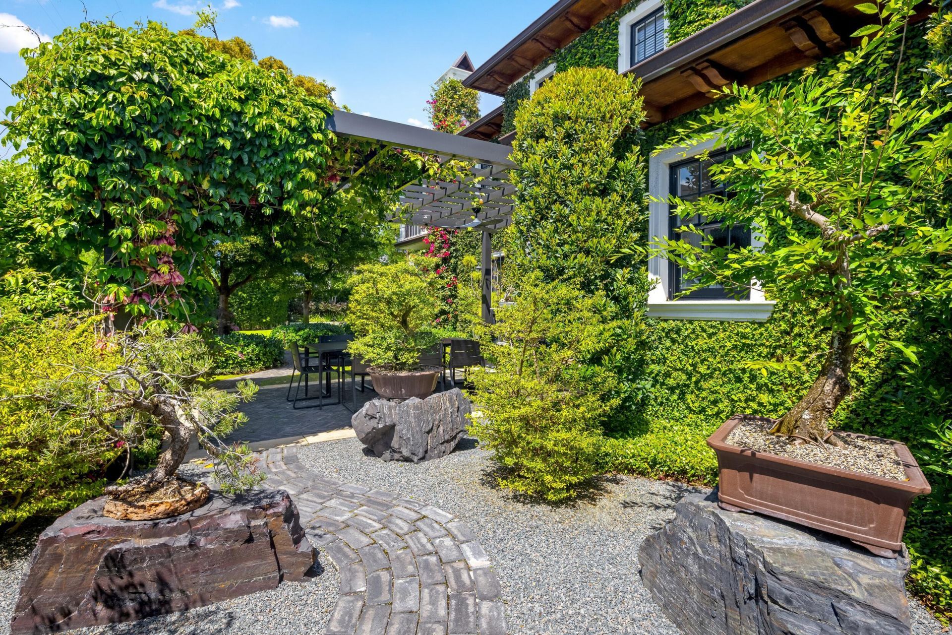 1053 N Lake Way, Palm Beach, FL 33480 Photo