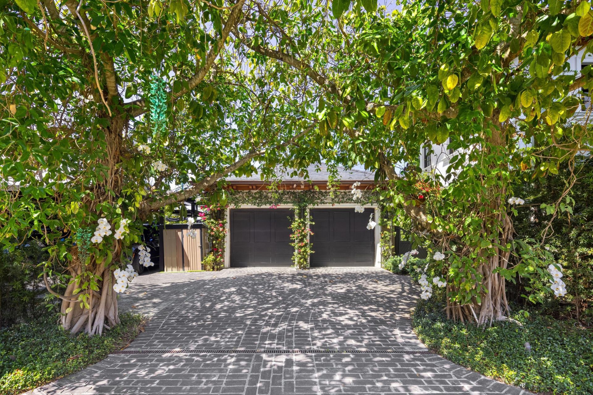 1053 N Lake Way, Palm Beach, FL 33480 Photo