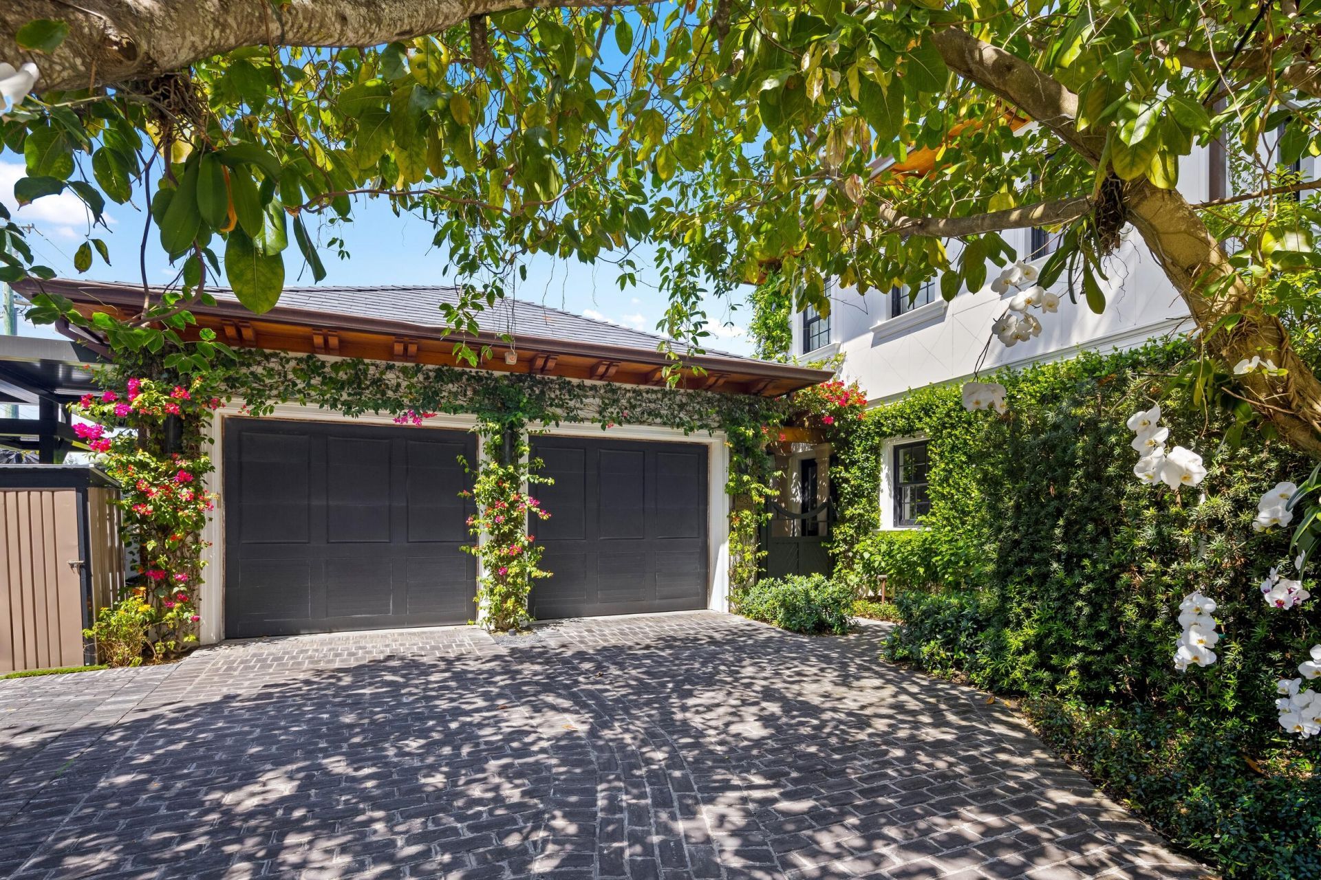 1053 N Lake Way, Palm Beach, FL 33480 Photo