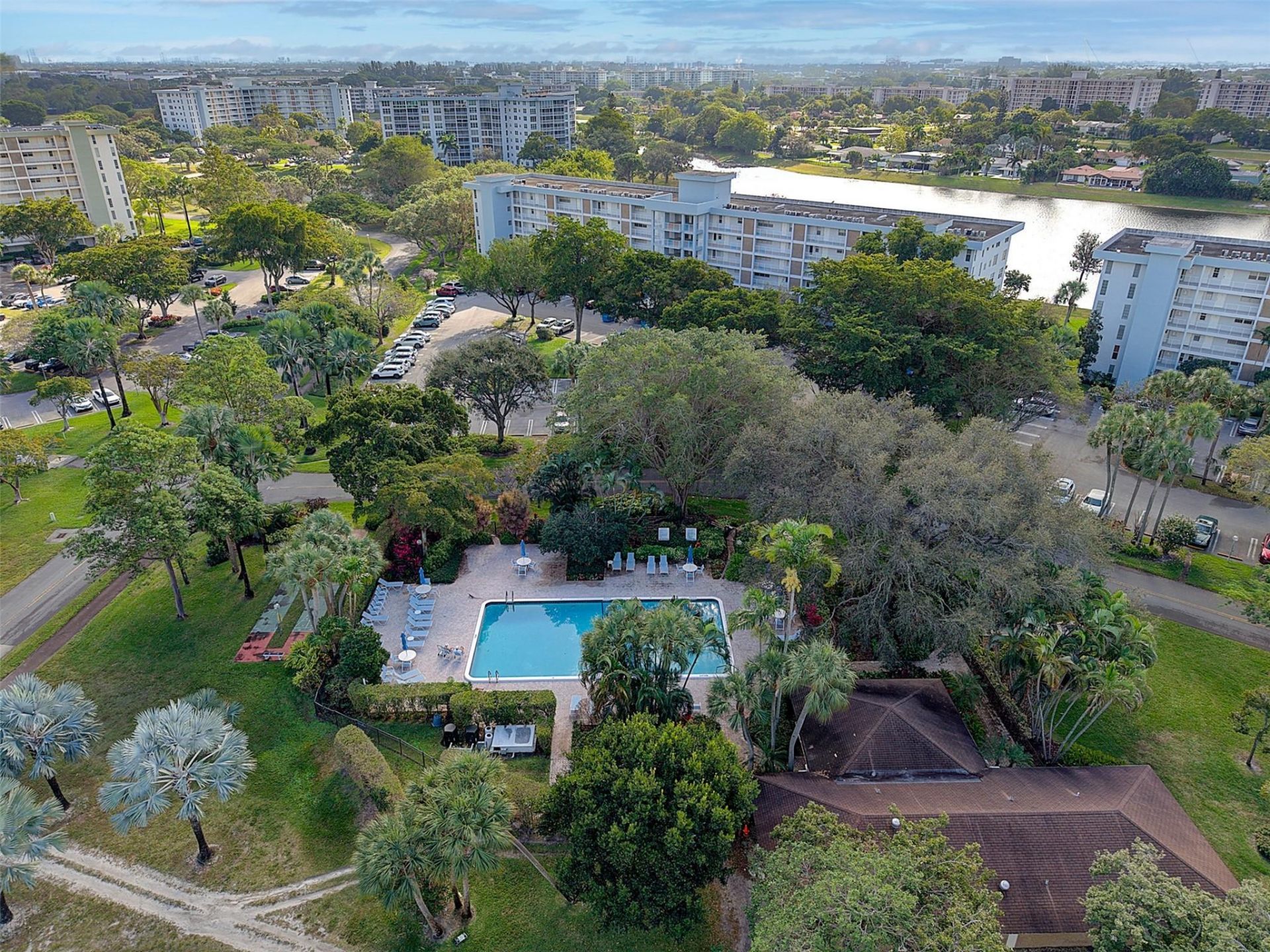 3080 N Course Drive, Unit 304, Pompano Beach, FL 33069 Photo