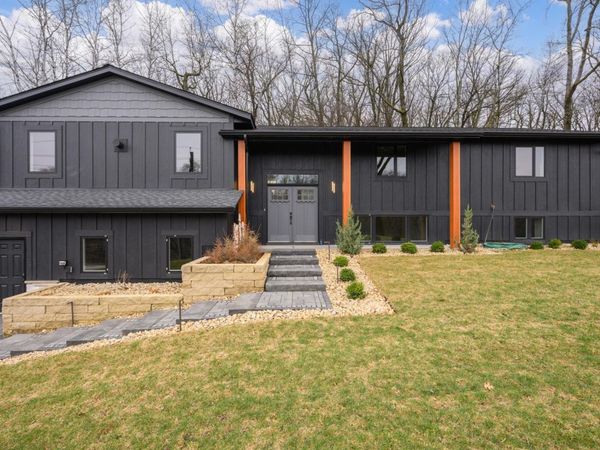 1810 Mayowood Road SW, Rochester, MN 55902