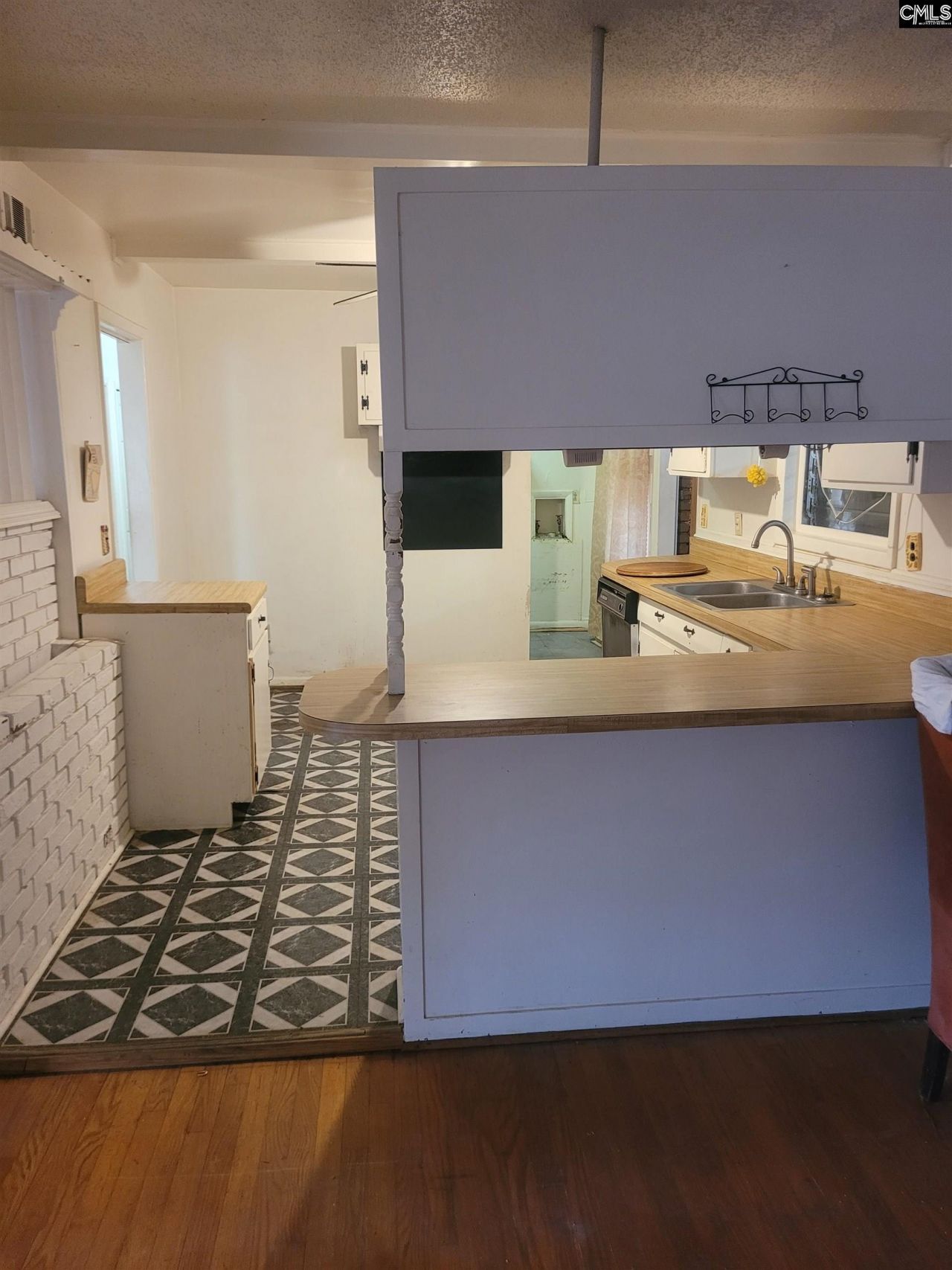 1834 Springfield Photo 15