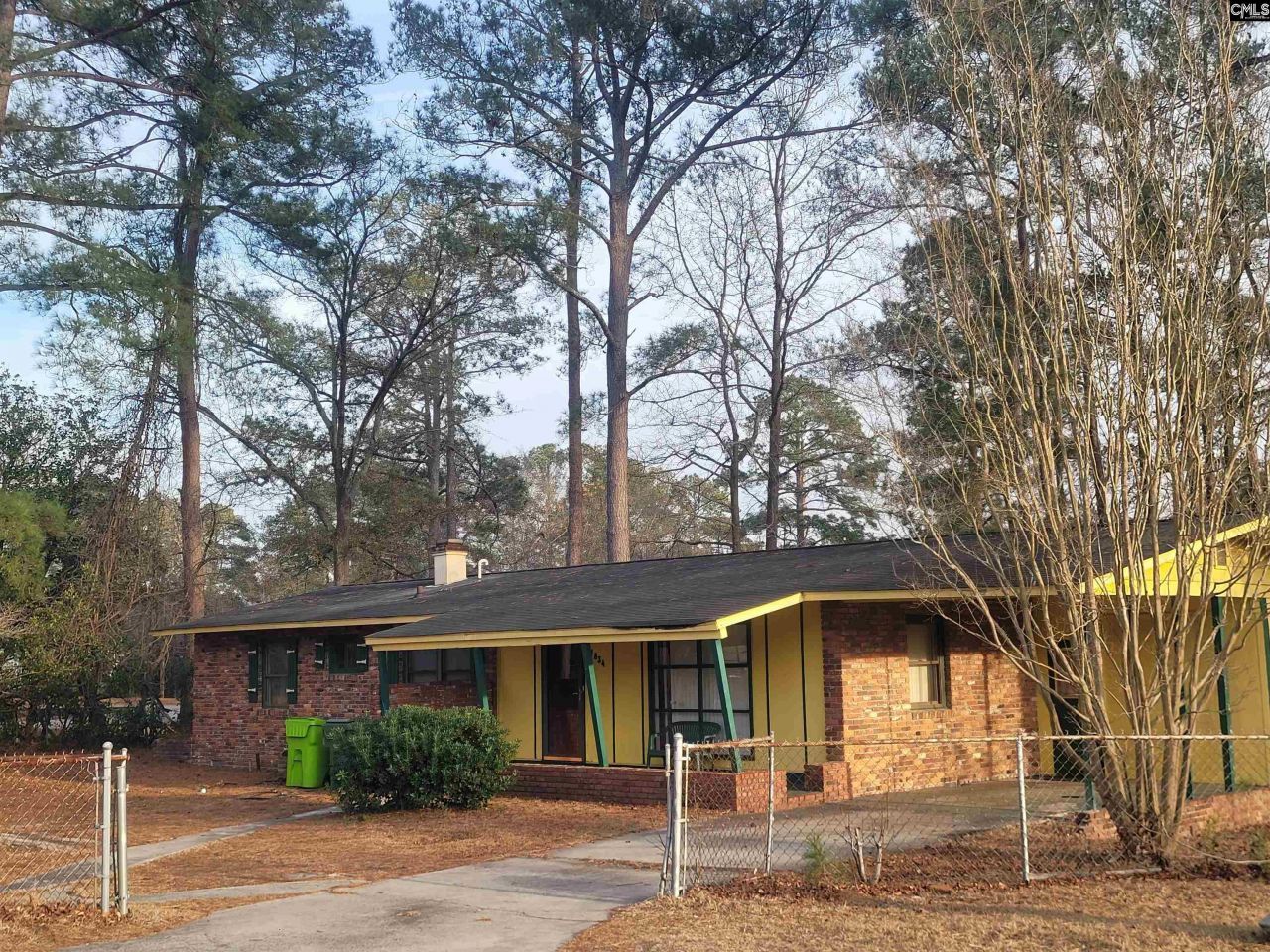 1834 Springfield Photo 4