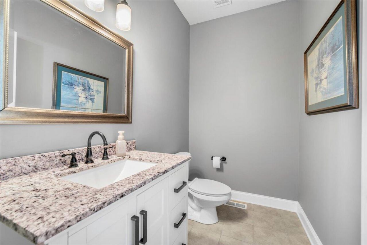 217 Carolinian Drive Photo 21