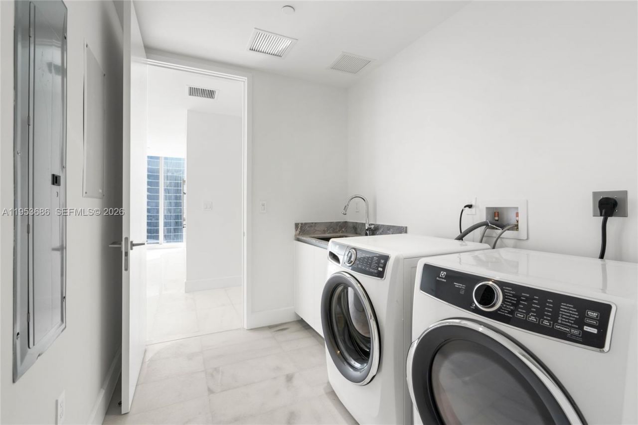 700 NE 26th Ter , Unit 4903, Miami, FL 33137 Photo