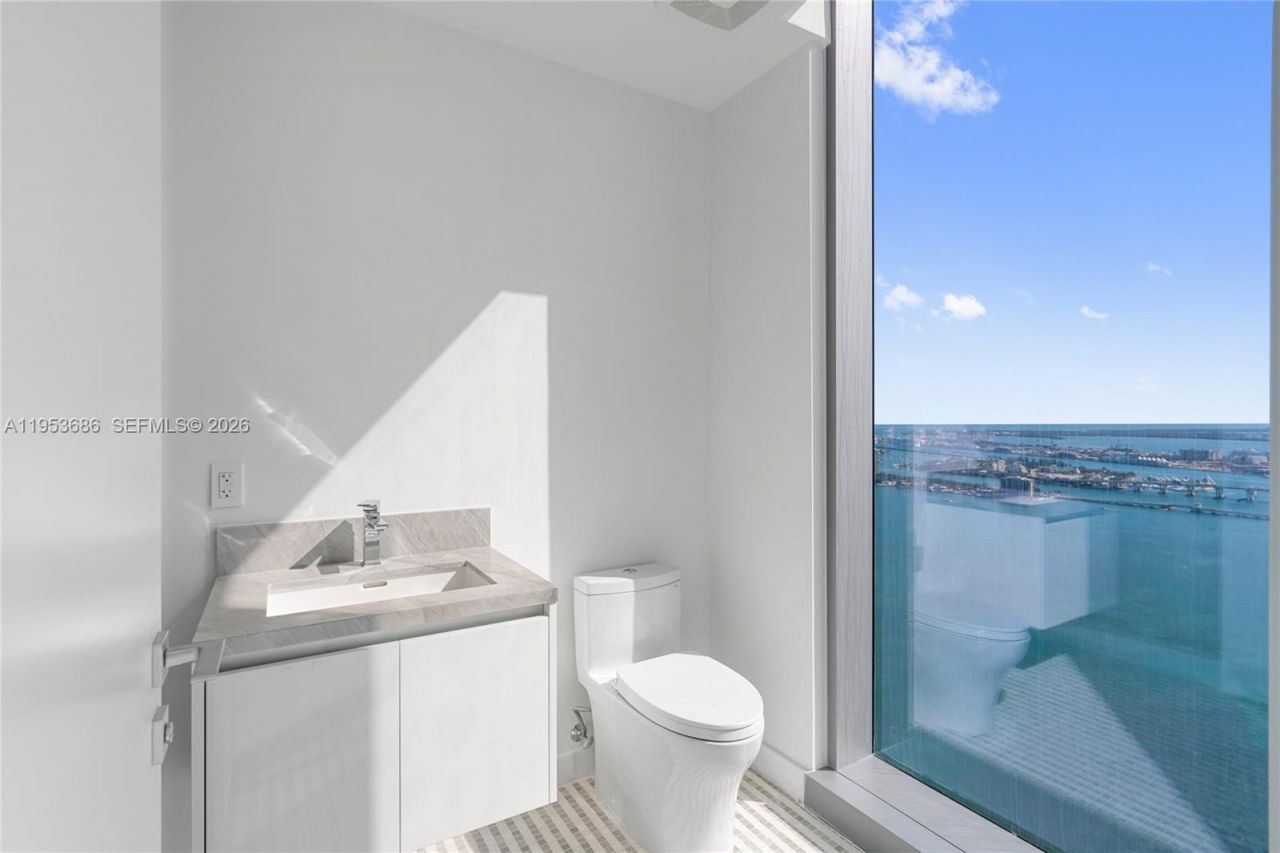 700 NE 26th Ter , Unit 4903, Miami, FL 33137 Photo