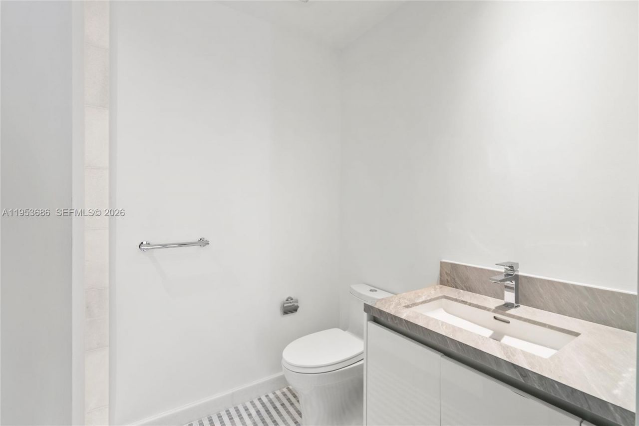 700 NE 26th Ter , Unit 4903, Miami, FL 33137 Photo