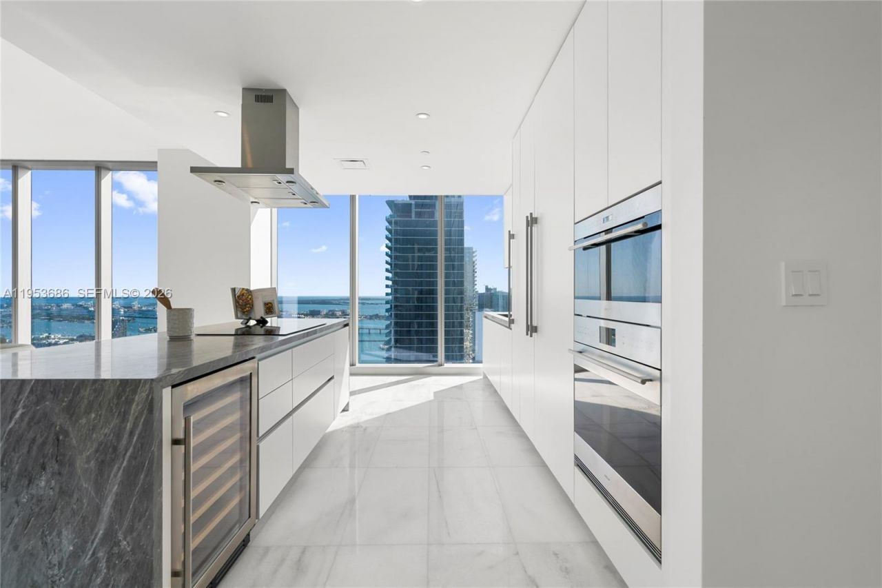 700 NE 26th Ter , Unit 4903, Miami, FL 33137 Photo