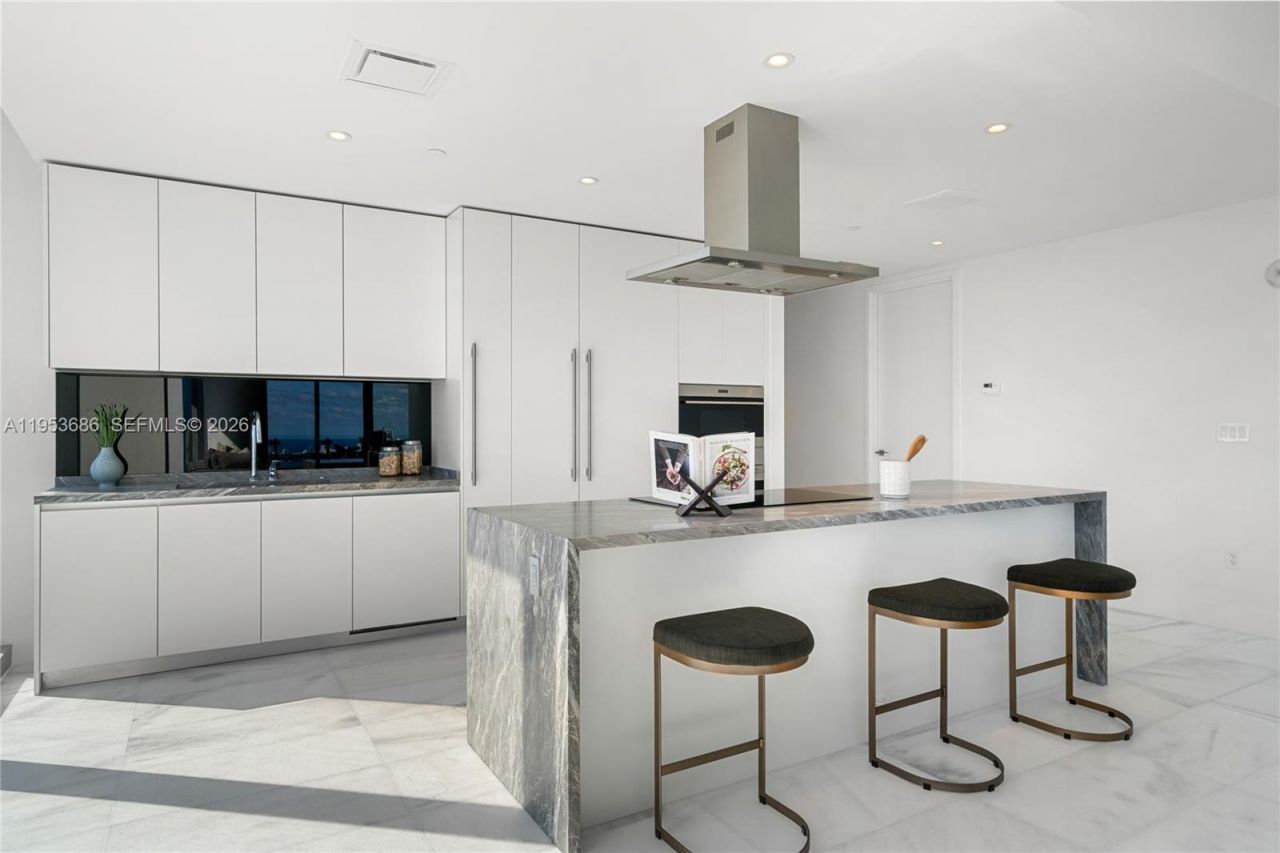 700 NE 26th Ter , Unit 4903, Miami, FL 33137 Photo