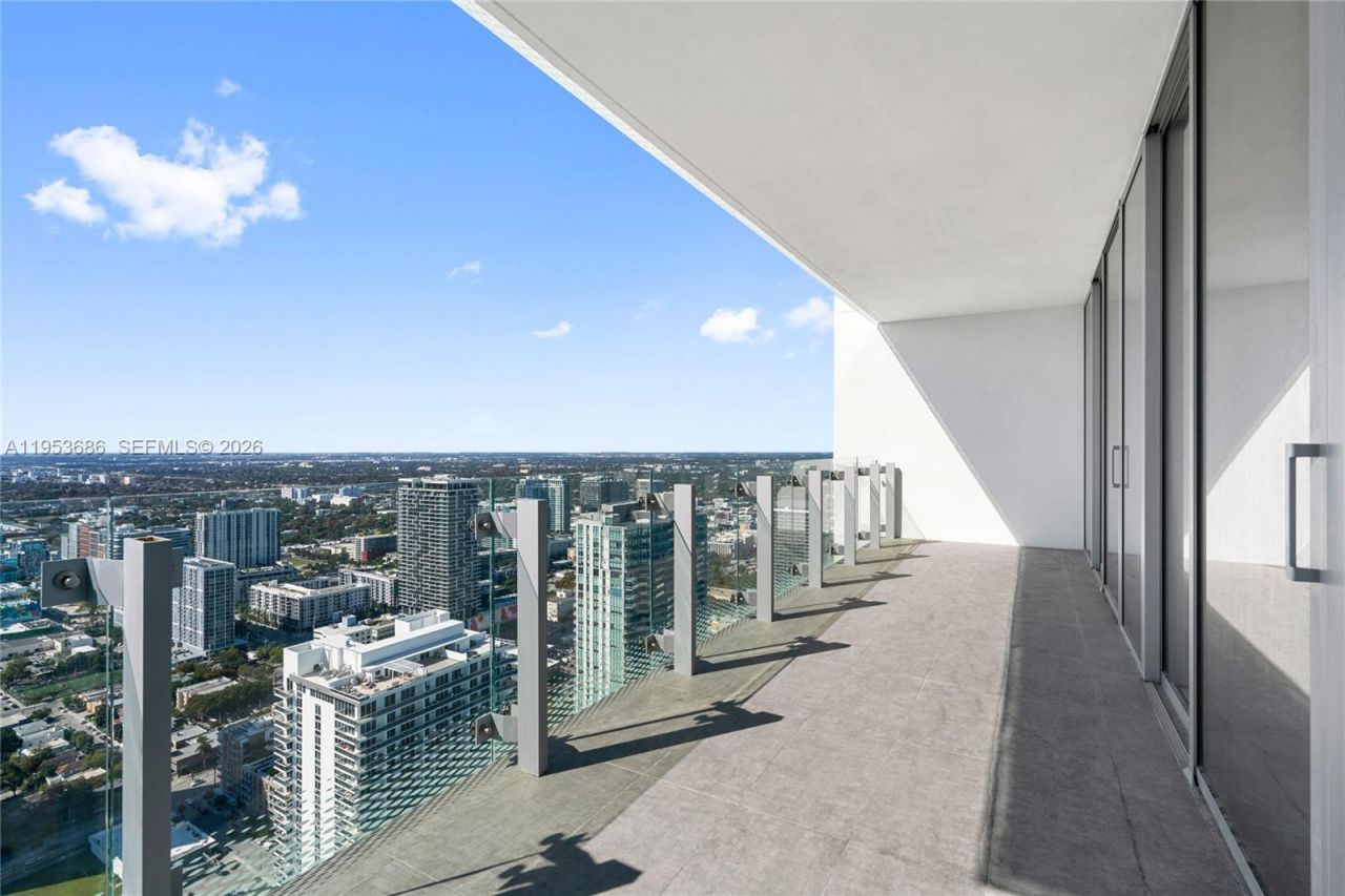 700 NE 26th Ter , Unit 4903, Miami, FL 33137 Photo