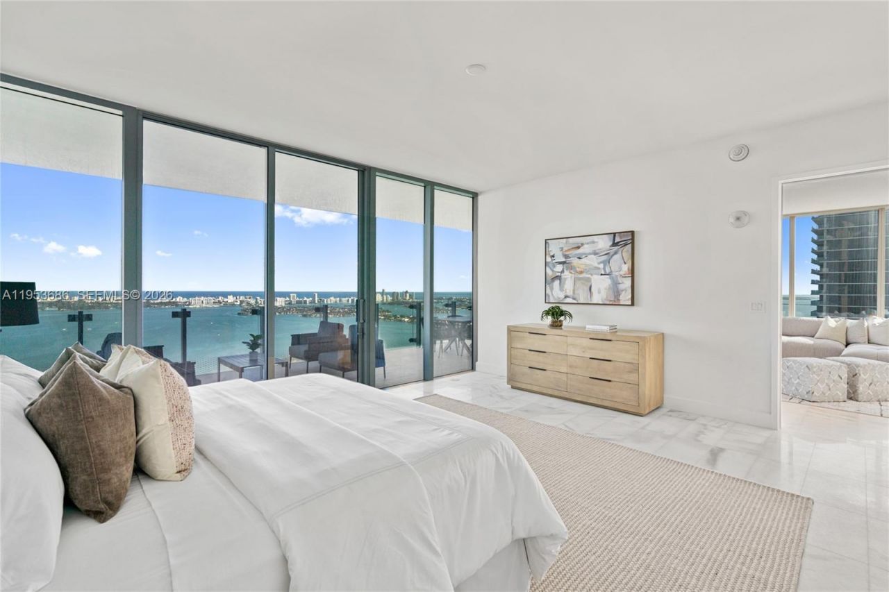 700 NE 26th Ter , Unit 4903, Miami, FL 33137 Photo