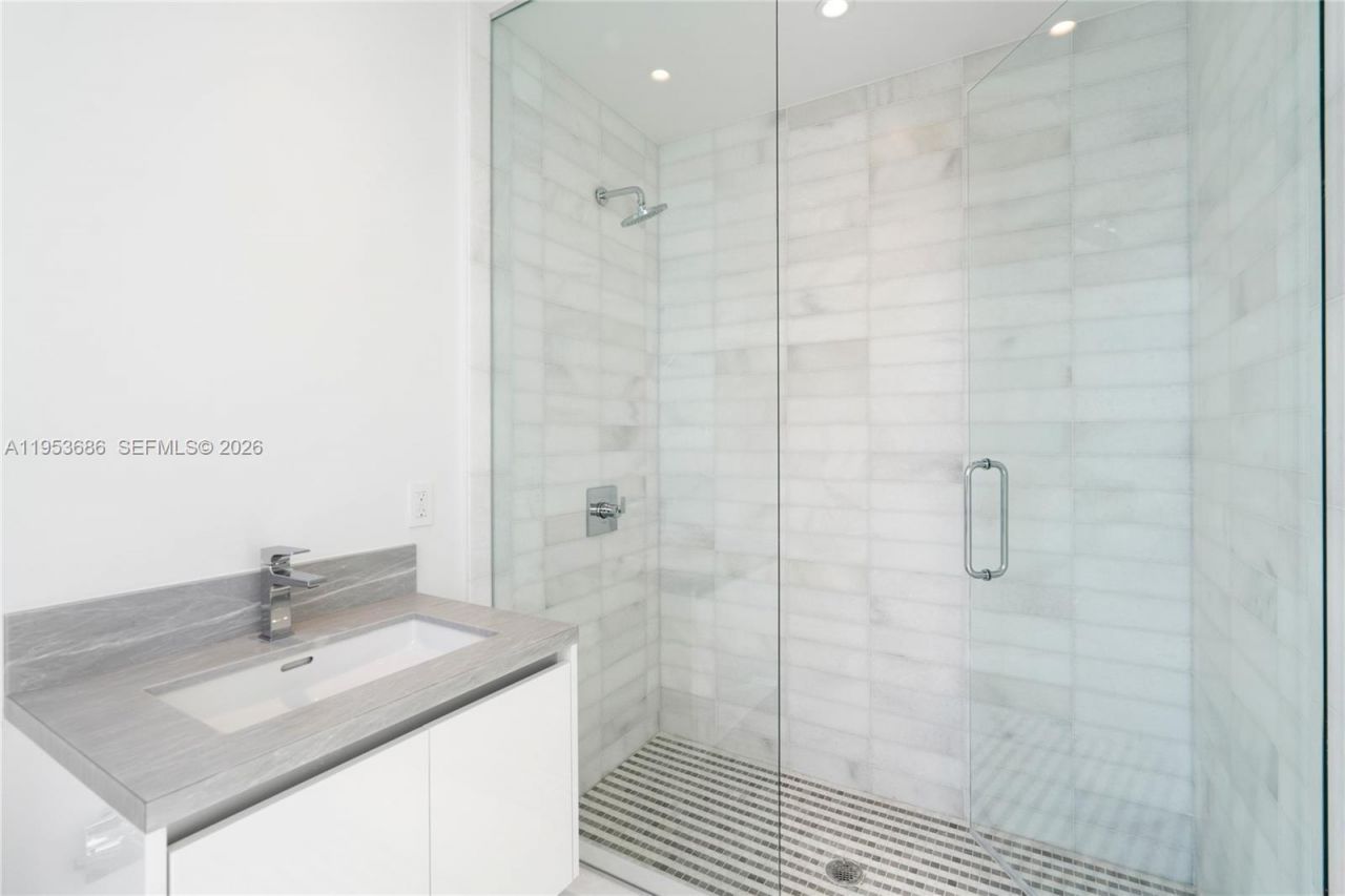 700 NE 26th Ter , Unit 4903, Miami, FL 33137 Photo