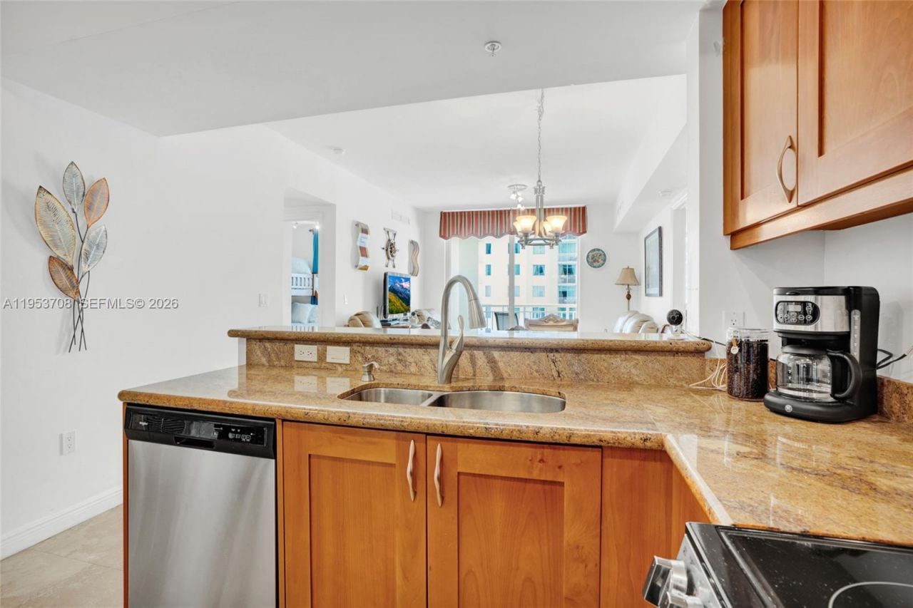 1755 E Hallandale Beach Blvd, Unit 1208E, Hallandale Beach, FL 33009 Photo