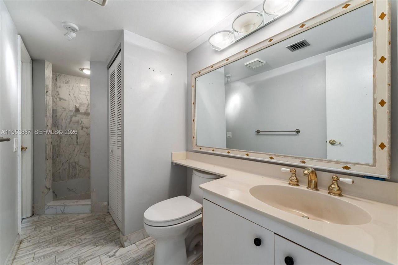 2000 Towerside Ter, Unit 608, Miami, FL 33138 Photo