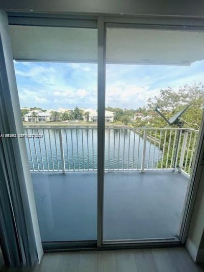 8260 SW 210th St, Unit 320, Cutler Bay, FL 33189 Photo