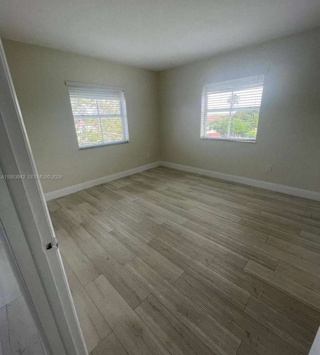 8260 SW 210th St, Unit 320, Cutler Bay, FL 33189 Photo