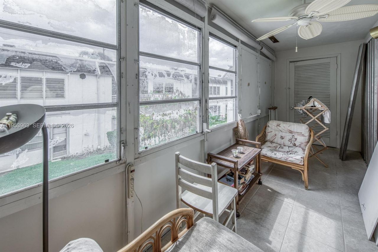 2440 Lake Osborne Dr, Unit 210, Lake Worth, FL 33461 Photo