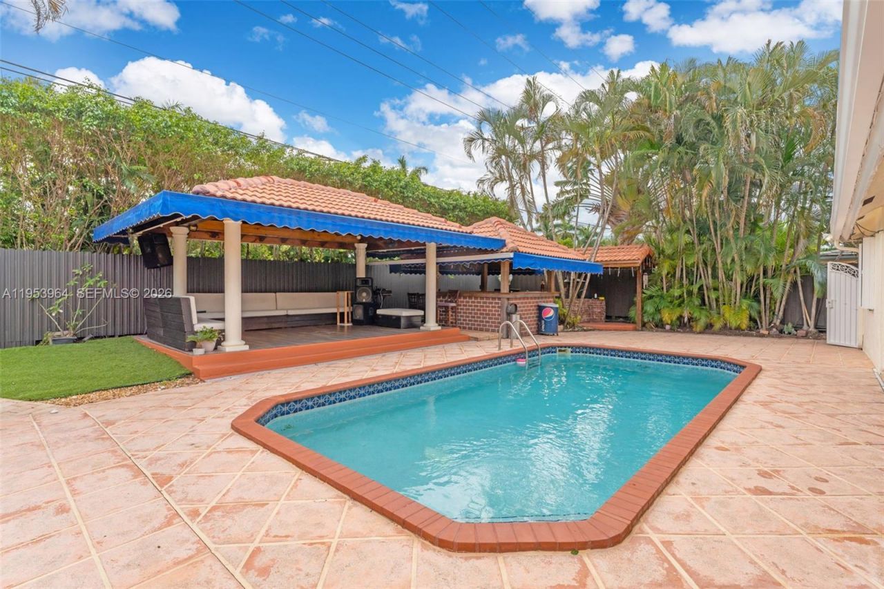 14920 SW 151st Ter , Miami, FL 33196 Photo