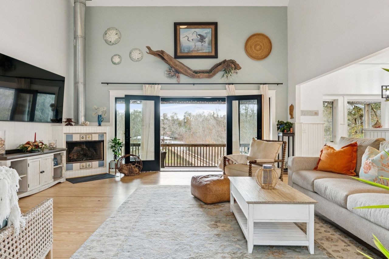 269 Belladonna Ct. Photo 5