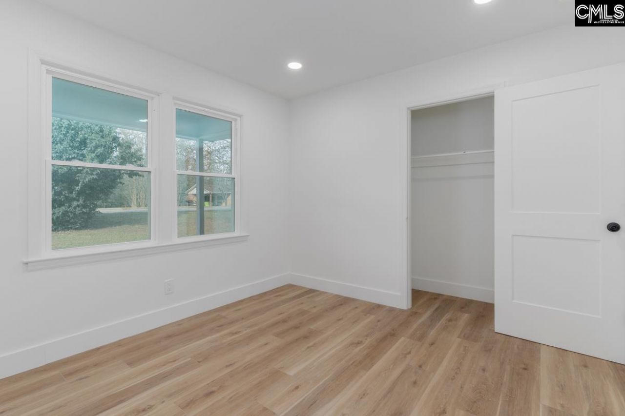 124 W Lakeside Avenue Photo 14