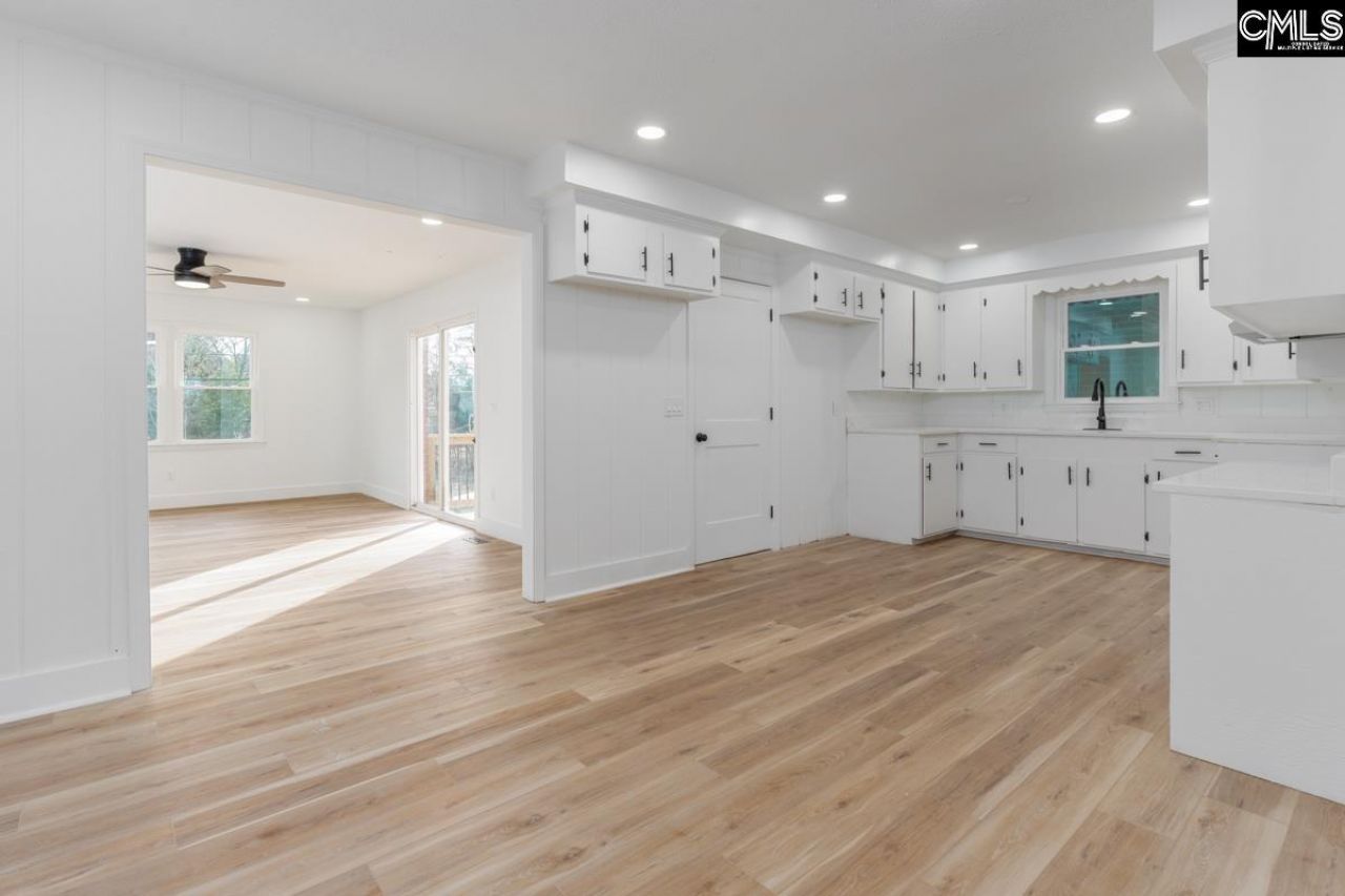 124 W Lakeside Avenue Photo 7