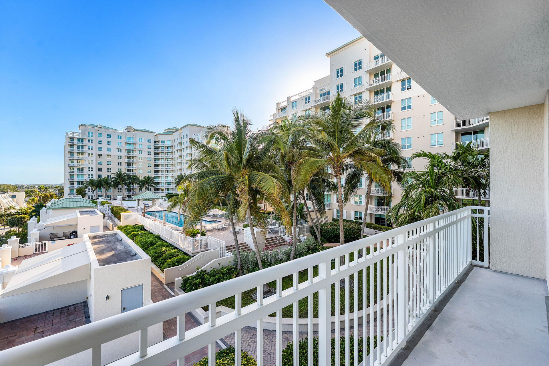 450 N Federal Highway, Unit 711, Boynton Beach, FL 33435 Photo