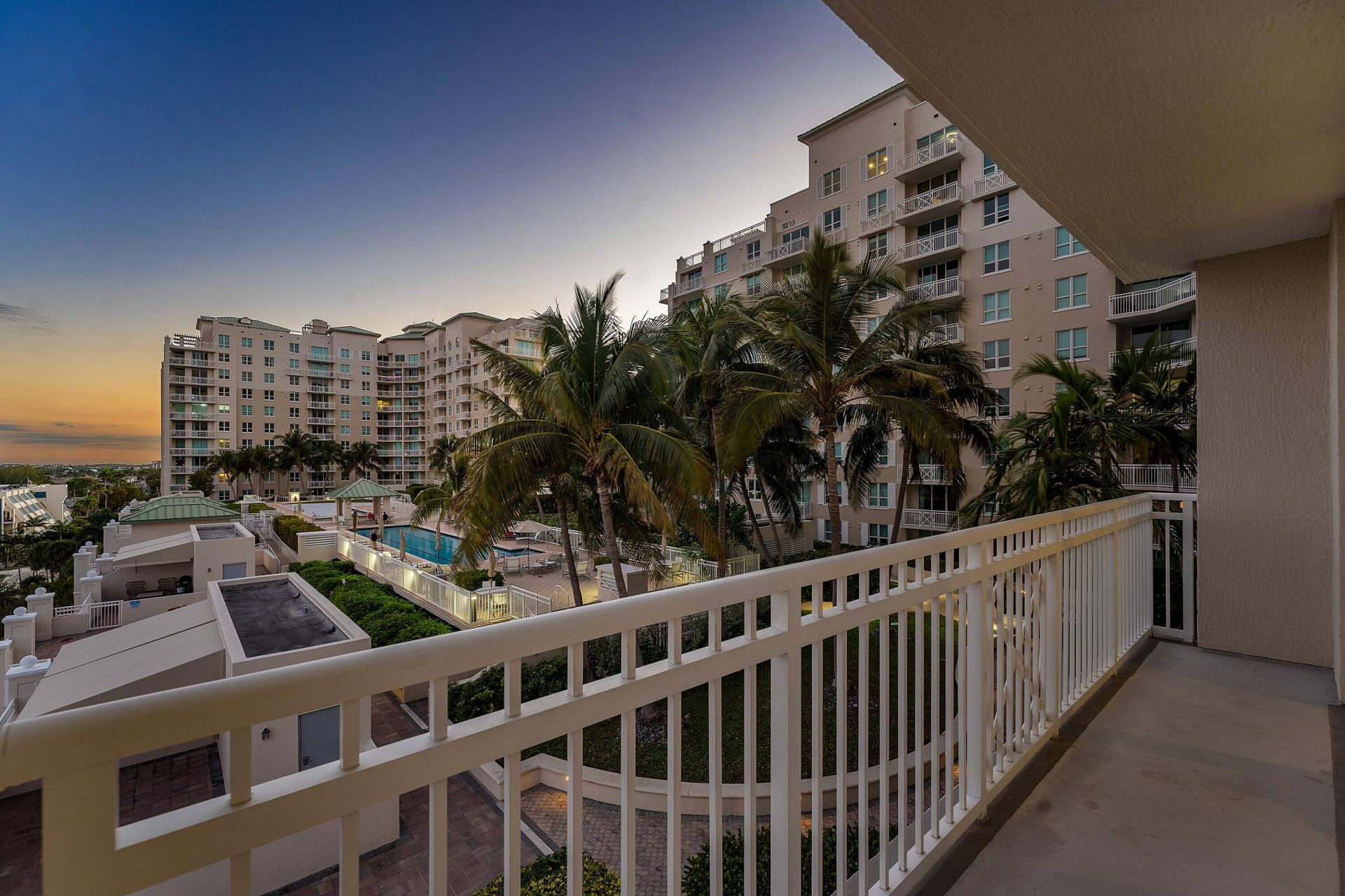 450 N Federal Highway, Unit 711, Boynton Beach, FL 33435 Photo