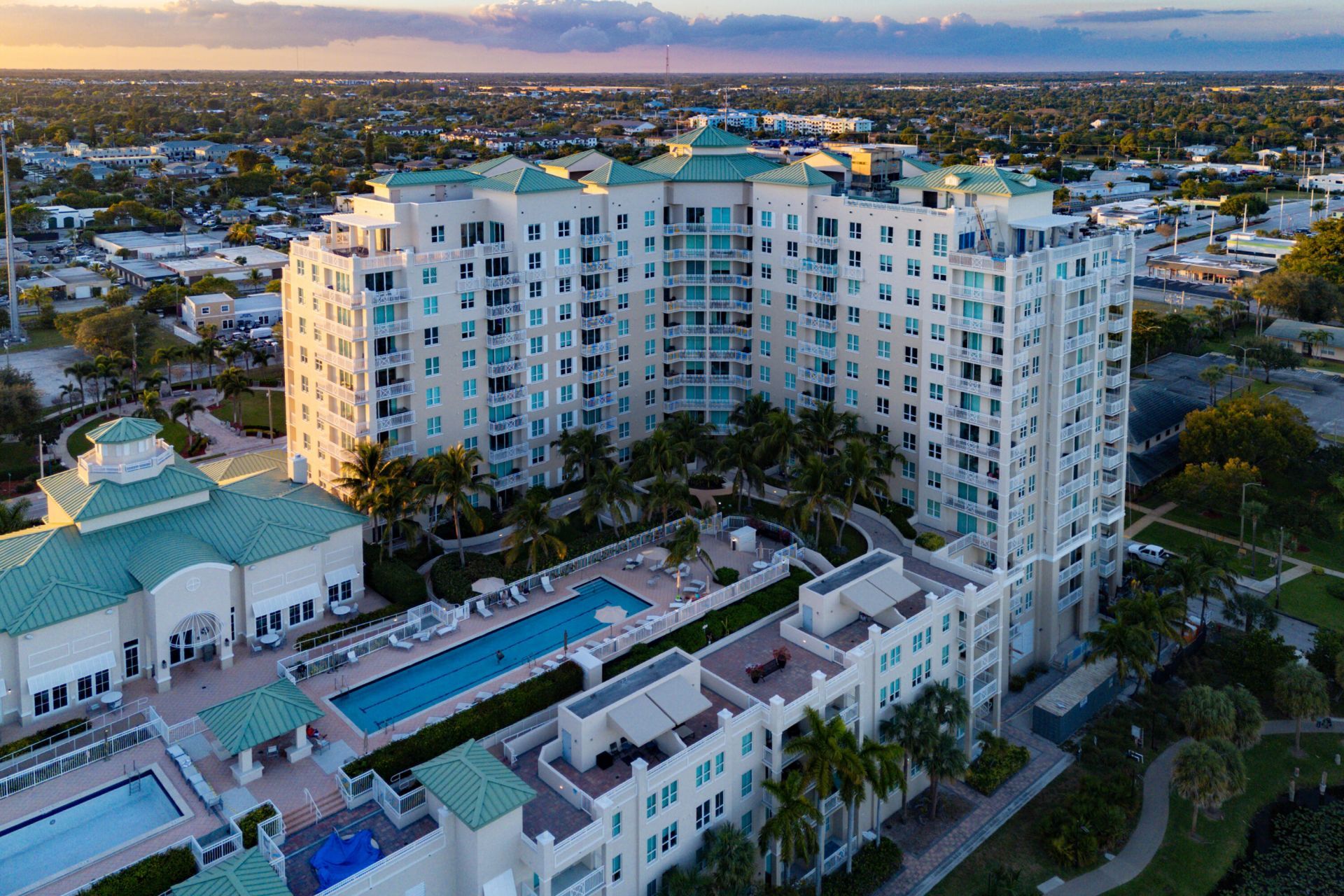 450 N Federal Highway, Unit 711, Boynton Beach, FL 33435 Photo