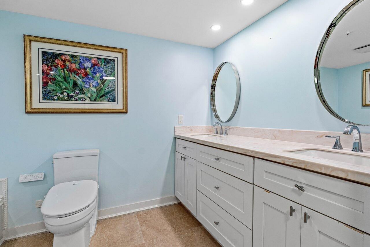 2450 Presidential Way, Unit 607, West Palm Beach, FL 33401 Photo