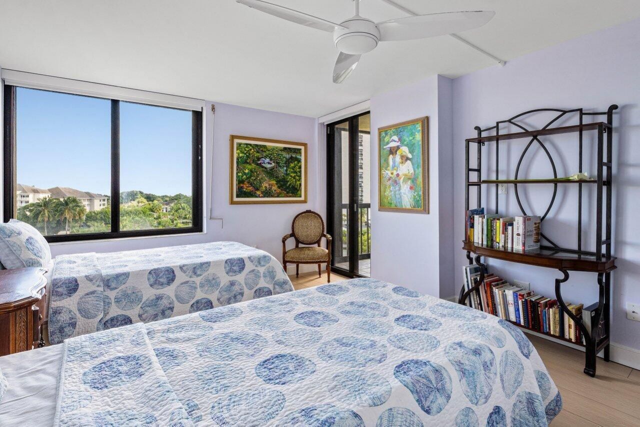 2450 Presidential Way, Unit 607, West Palm Beach, FL 33401 Photo