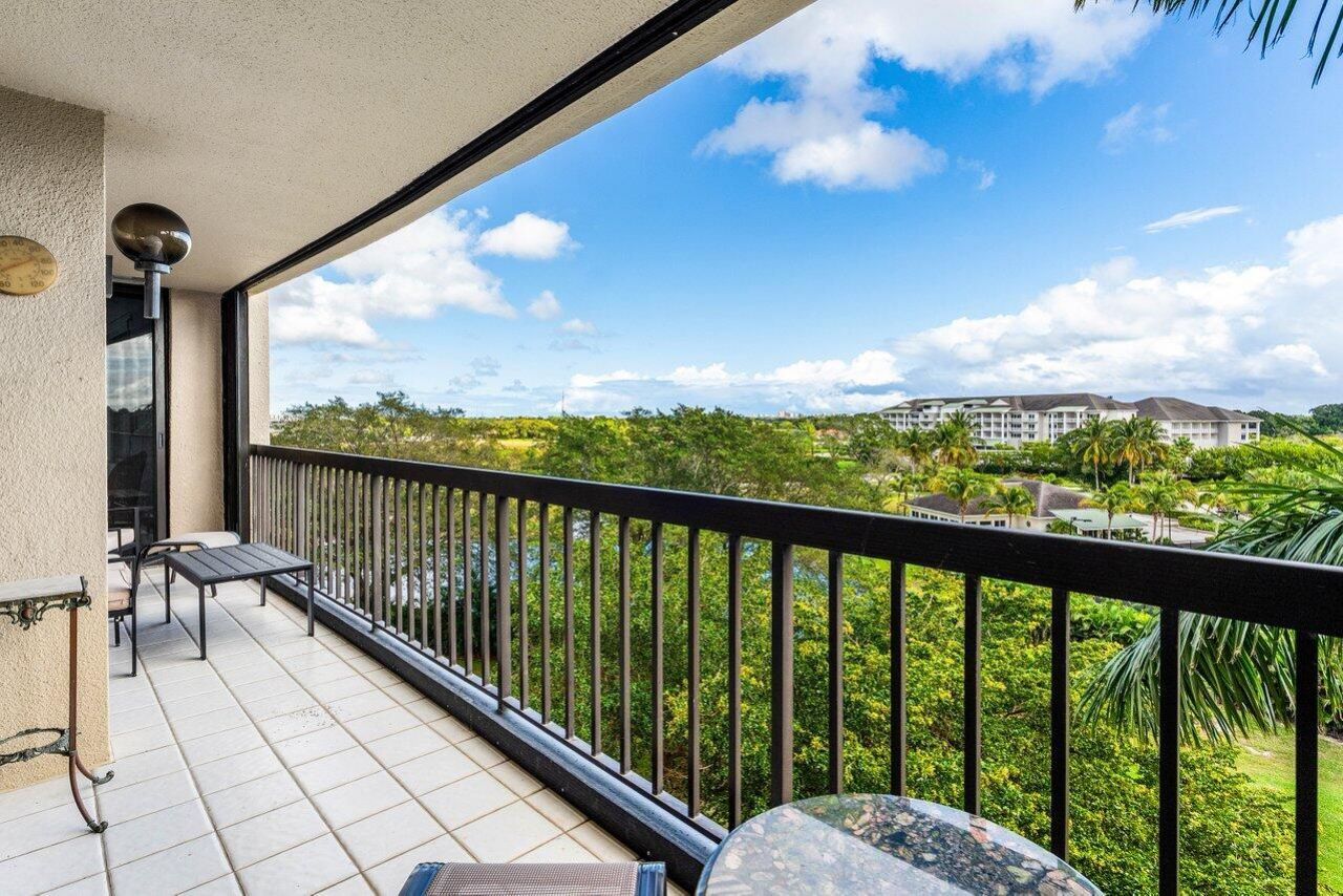 2450 Presidential Way, Unit 607, West Palm Beach, FL 33401 Photo