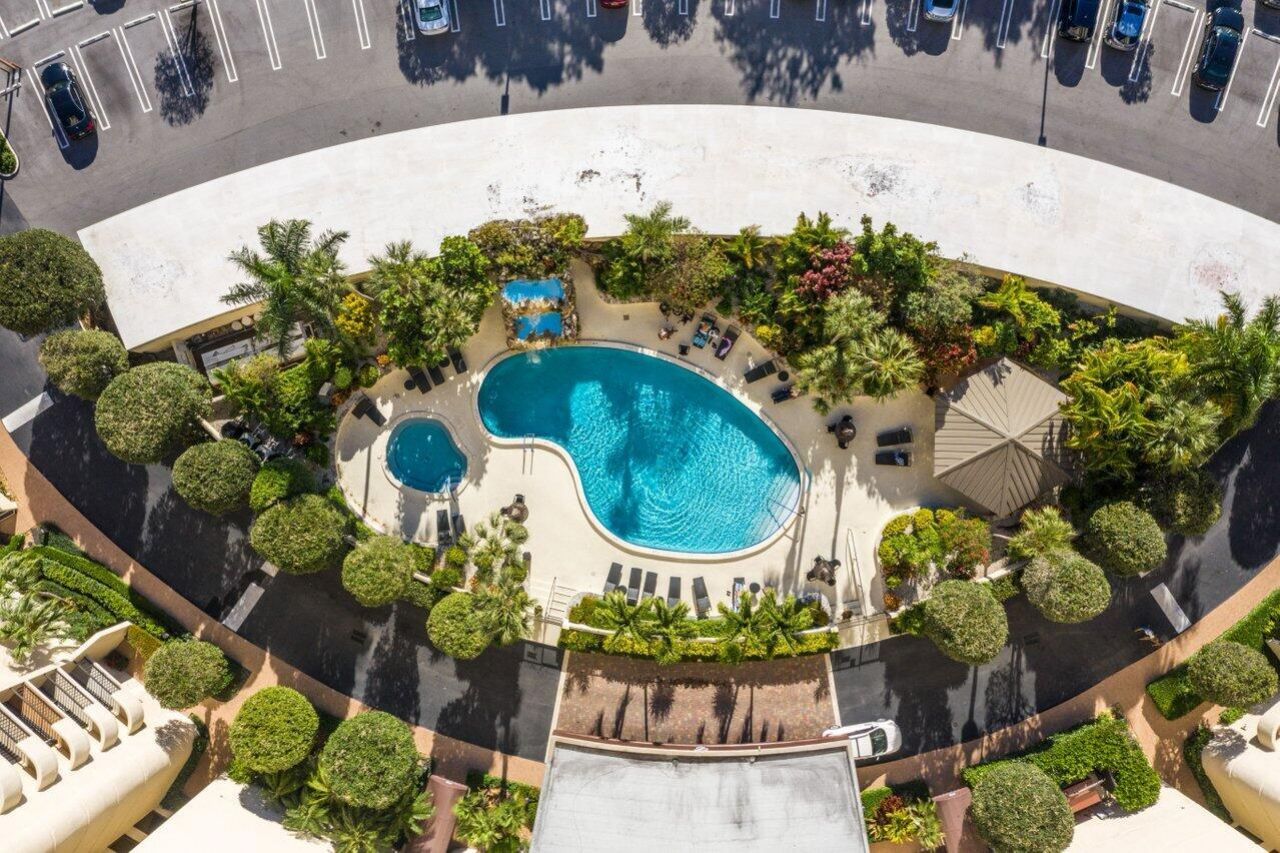 2450 Presidential Way, Unit 607, West Palm Beach, FL 33401 Photo